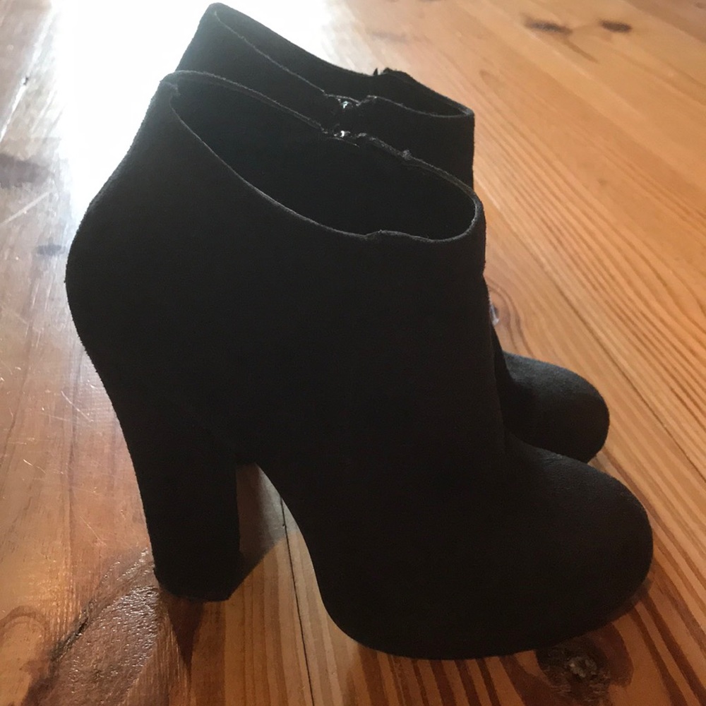Black boots